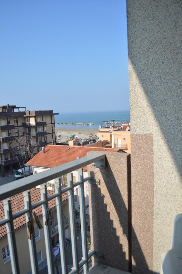 Hotel Orizzonti Rimini Exterior photo